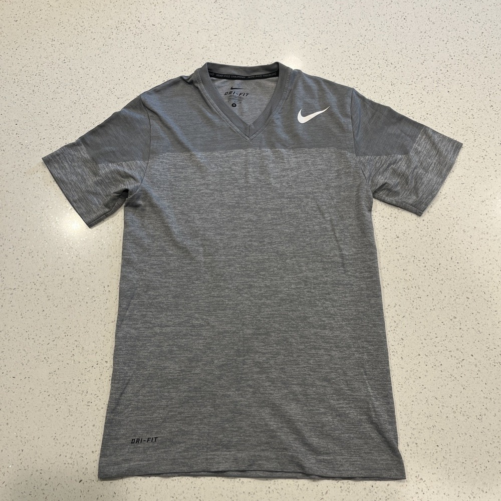 Nike Pro Dri Fit Fitted Gray Gym Training Workout Shirt Men's Size S Nice Swoosh